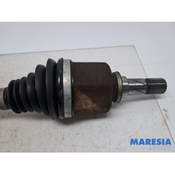 Renault - Trafic - Front drive shaft, left