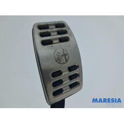 Alfa Romeo - Giulietta - Gaspedal