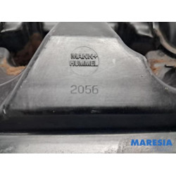 Renault - Trafic - Rocker cover