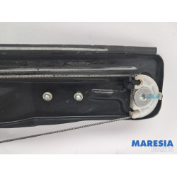 Alfa Romeo - Giulietta - Fenstermechanik 4-türig links vorne