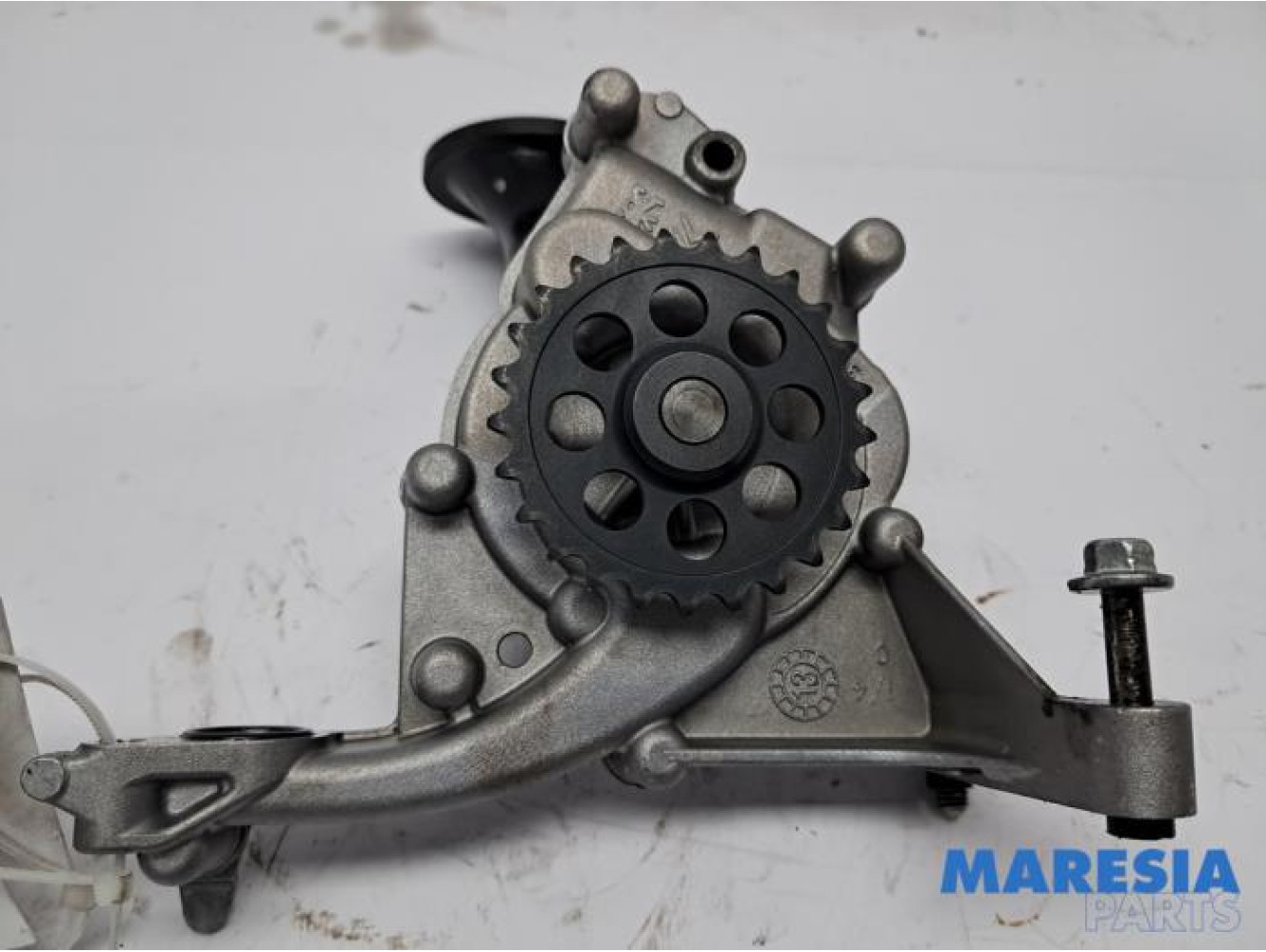 Peugeot - 2008 - Oil pump