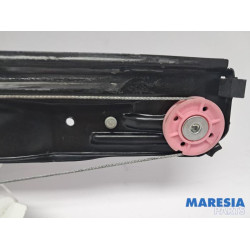 Alfa Romeo - Giulietta - Fenstermechanik 4-türig rechts vorne