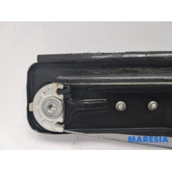 Alfa Romeo - Giulietta - Fenstermechanik 4-türig rechts vorne
