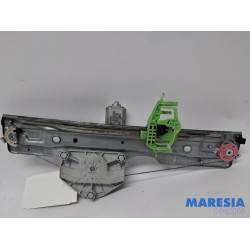 Alfa Romeo - Giulietta - Fenstermechanik 4-türig rechts hinten