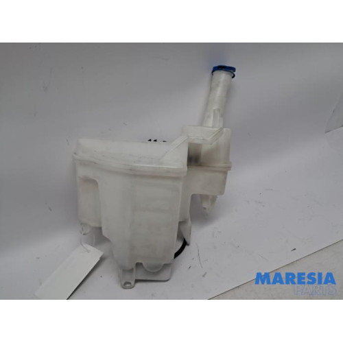 Peugeot - 108 - Front windscreen washer reservoir