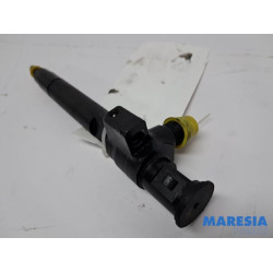Opel - Vivaro - Injecteur (diesel)