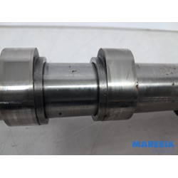 Opel - Vivaro - Camshaft