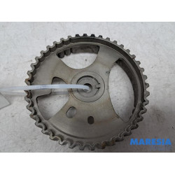 Opel - Vivaro - Camshaft sprocket