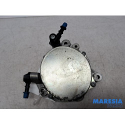 Opel - Vivaro - Vacuum pump (diesel)