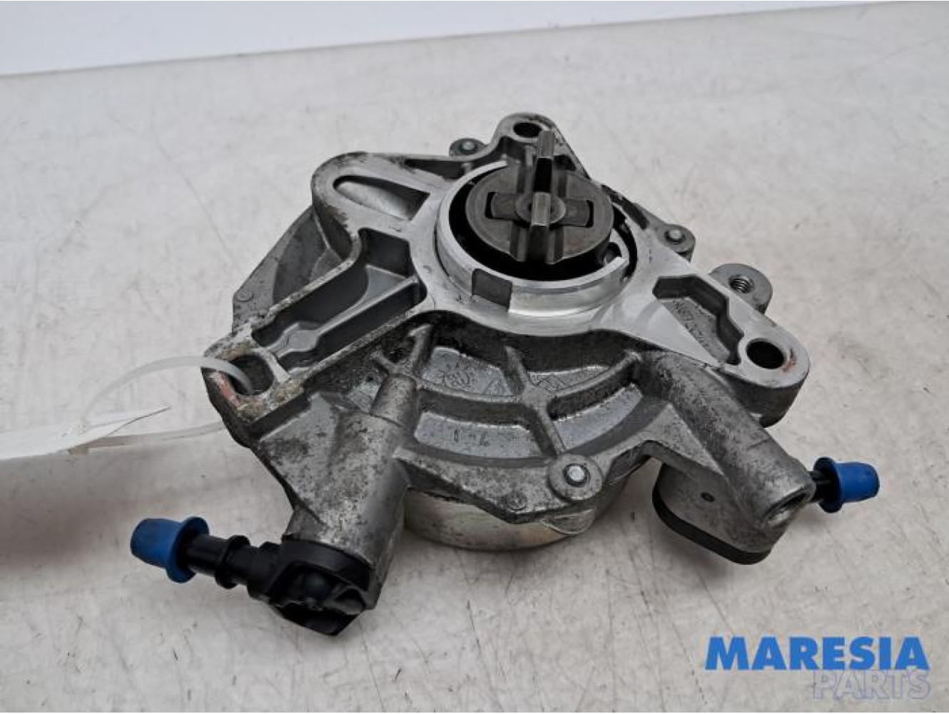 Opel - Vivaro - Vacuum pump (diesel)