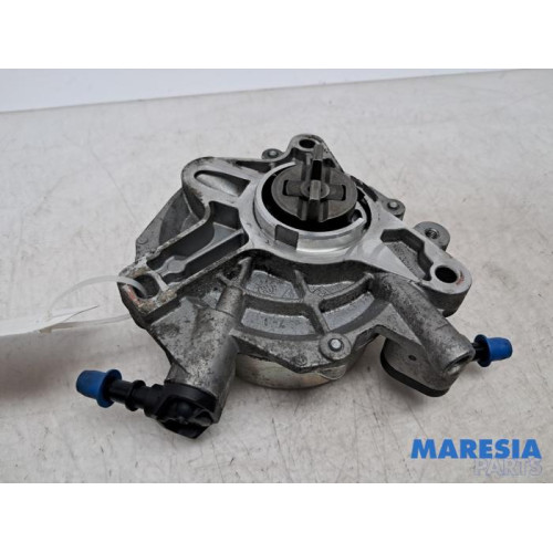 Opel - Vivaro - Vacuum pump (diesel)