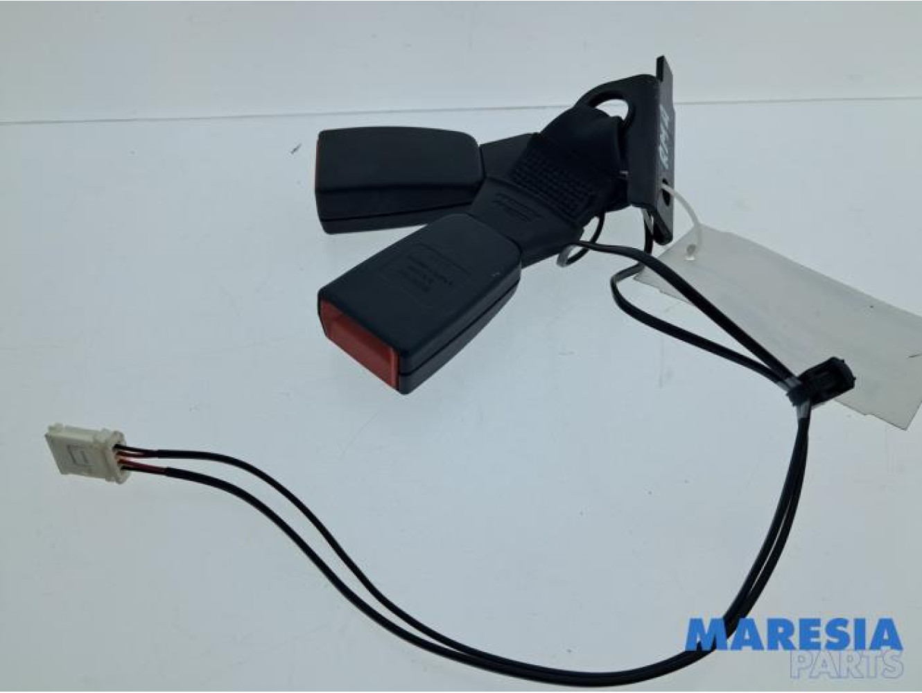 Citroen - C4 Cactus - Rear seatbelt buckle, centre