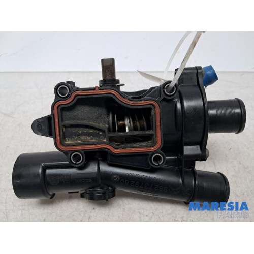 Opel - Vivaro - Thermostat housing