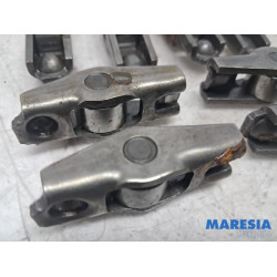 Opel - Combo - Rocker arm