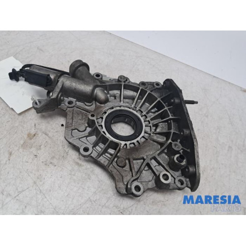 Opel - Combo - Oil pump