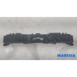 Renault - Captur - Lock plate