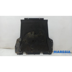 Renault - Captur - Engine protection panel