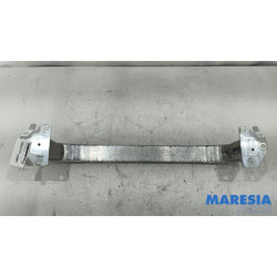 Renault - Captur - Front bumper frame