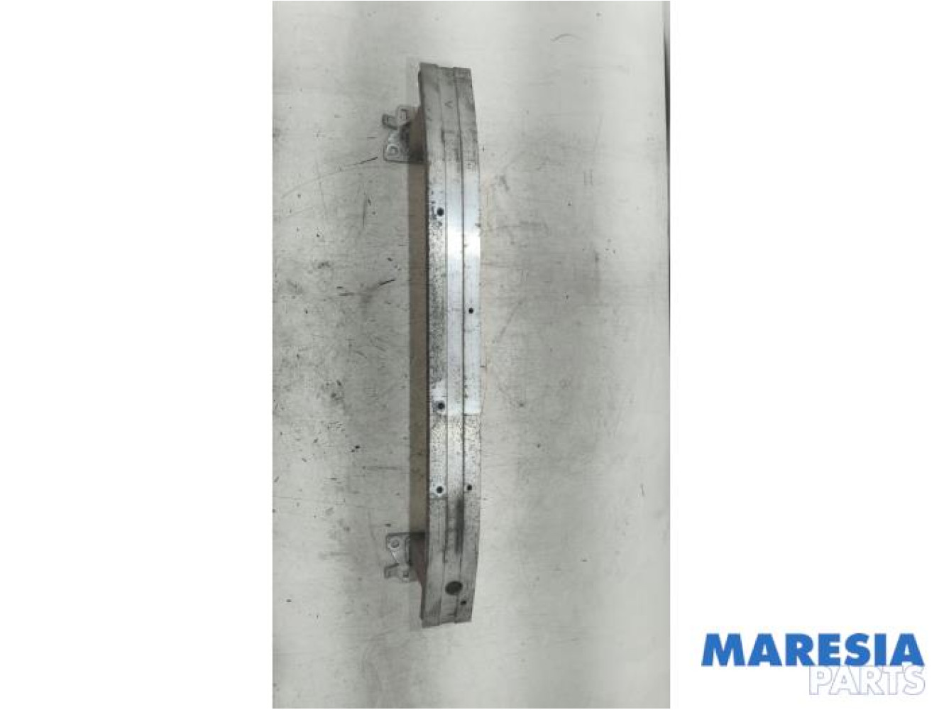 Renault - Captur - Front bumper frame