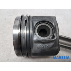 Opel - Vivaro - Connecting rod