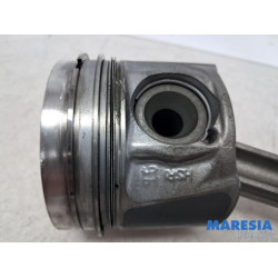 Opel - Vivaro - Connecting rod