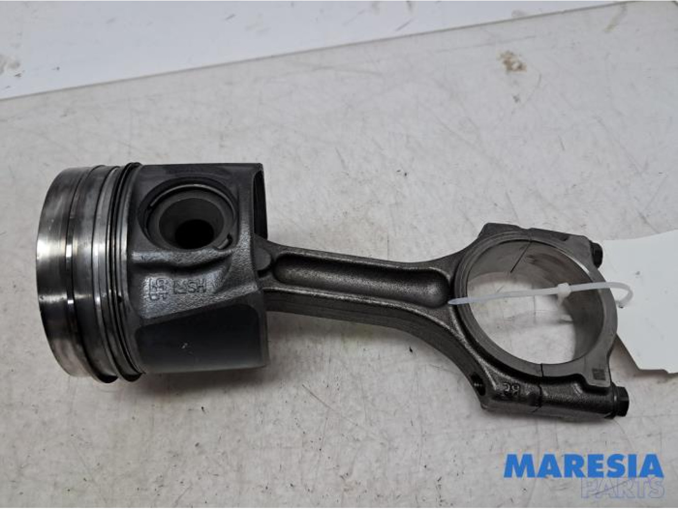 Opel - Vivaro - Connecting rod