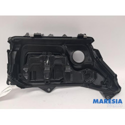 Opel - Vivaro - Engine cover