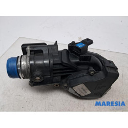 Opel - Vivaro - Throttle body