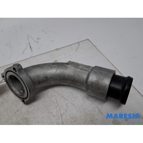 Opel - Vivaro - Turbo pipe