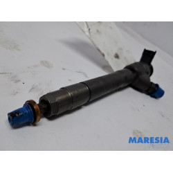 Opel - Vivaro - Injecteur (diesel)