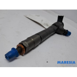 Opel - Vivaro - Injecteur (diesel)
