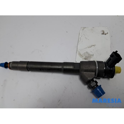 Opel - Vivaro - Injecteur (diesel)