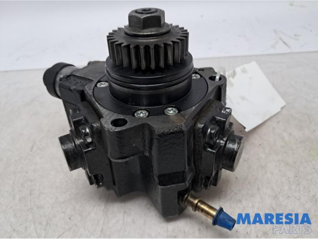 Opel - Vivaro - Mechanical fuel pump