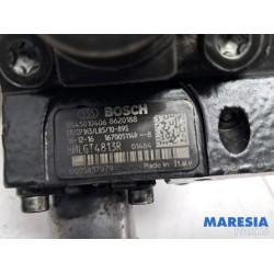 Opel - Vivaro - Mechanical fuel pump