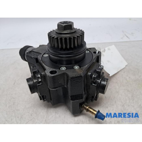 Opel - Vivaro - Mechanical fuel pump