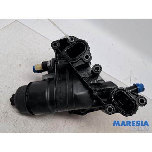 Opel - Vivaro - Oil filter housing