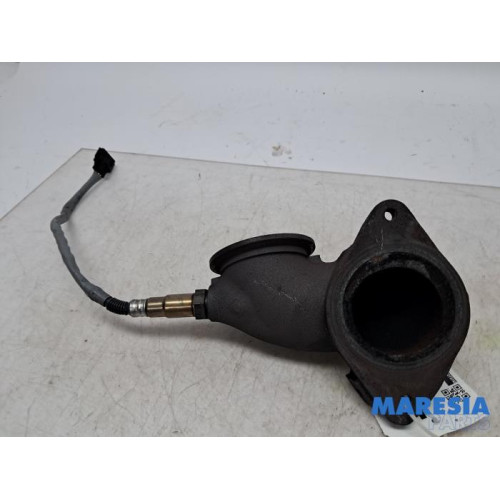 Opel - Vivaro - Exhaust manifold
