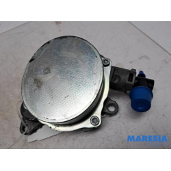 Opel - Vivaro - Vacuum pump (diesel)