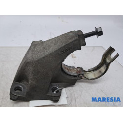 Opel - Vivaro - Support (miscellaneous)