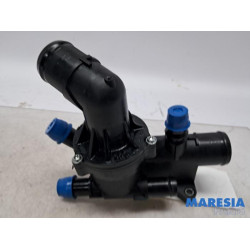 Opel - Vivaro - Thermostat housing