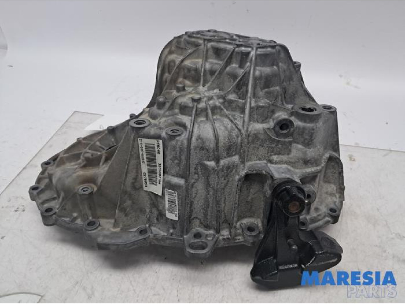 Nissan - NV300 - Gearbox casing