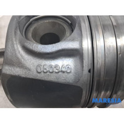 Renault - Trafic - Connecting rod