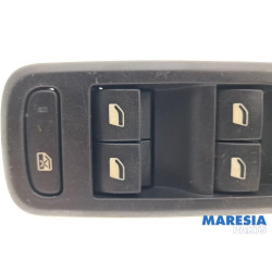 Peugeot - 308 - Multi-functional window switch