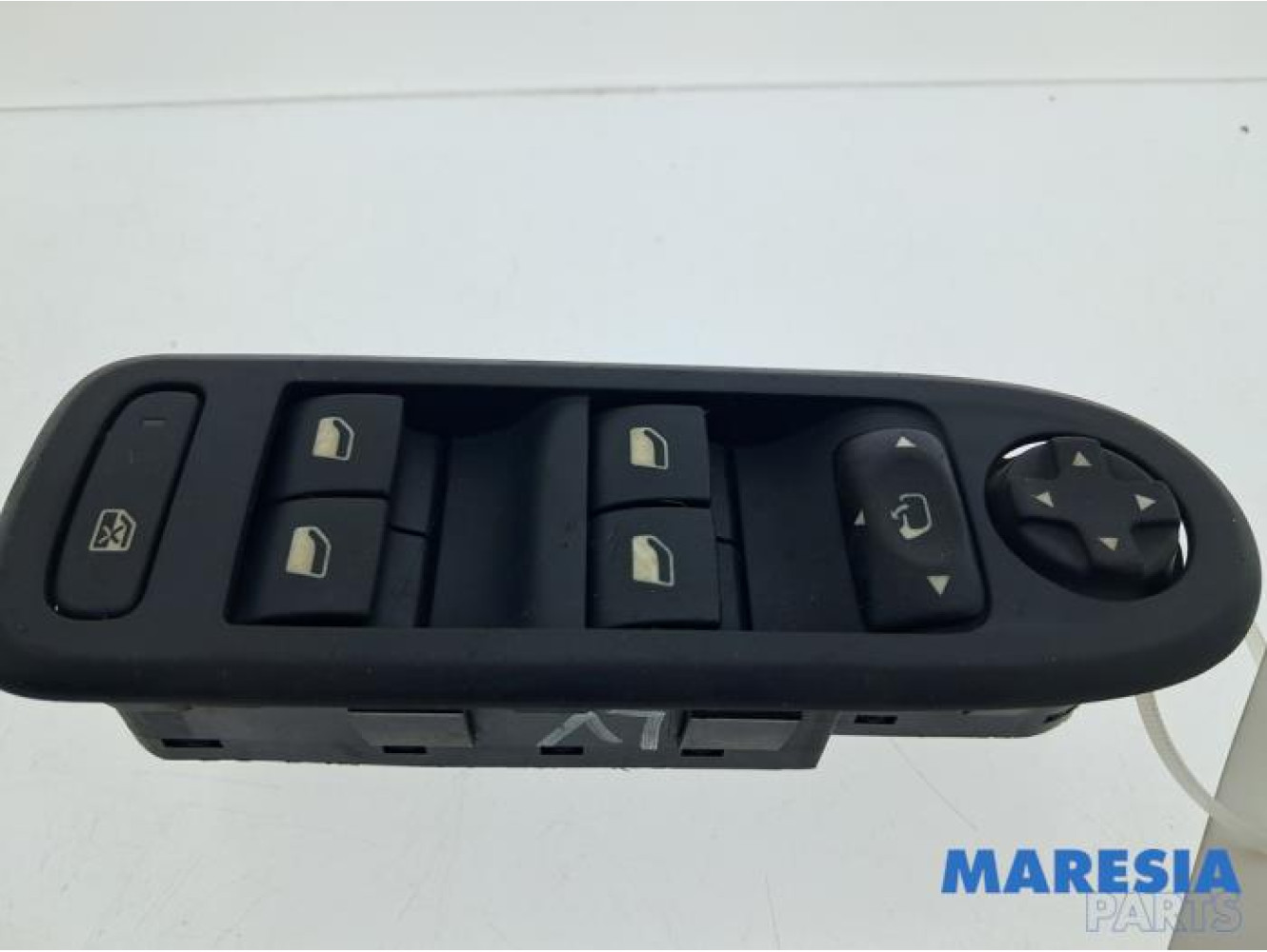 Peugeot - 308 - Multi-functional window switch