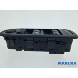 Peugeot - 308 - Multi-functional window switch