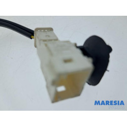 Peugeot - 308 - Convertible top position sensor