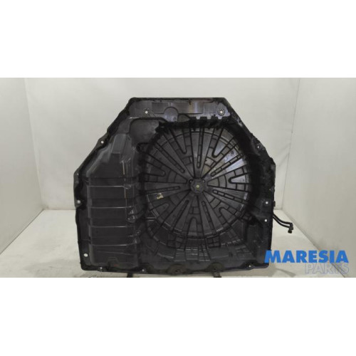 Renault - Talisman - Spare wheel holder