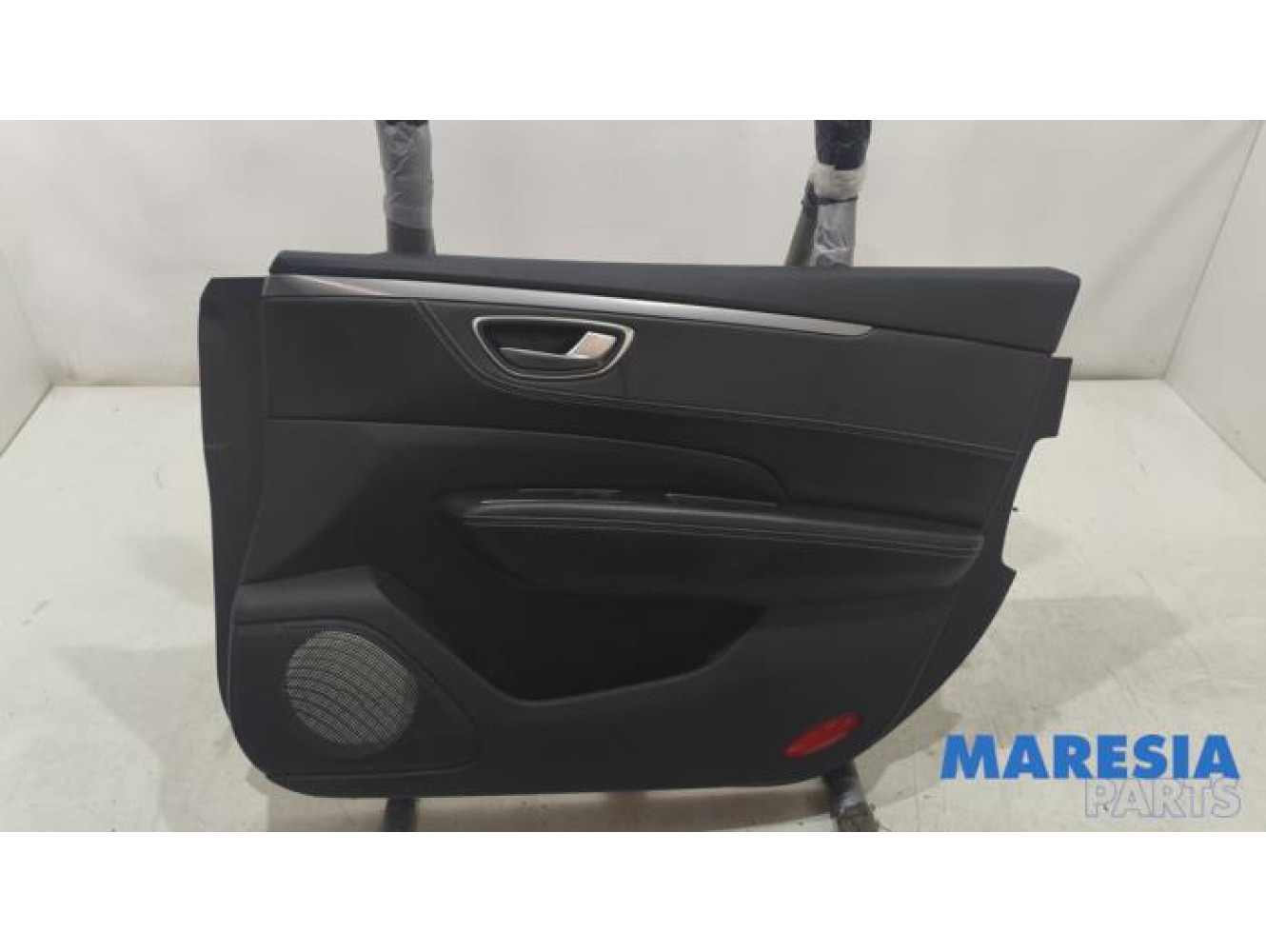 Renault - Talisman - Front door trim 4-door, right