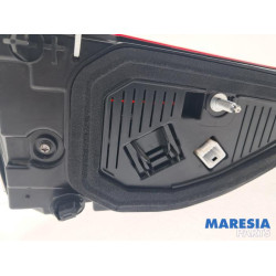 Renault - Talisman - Taillight, right