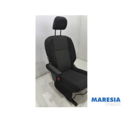 Opel - Combo - Sitz links